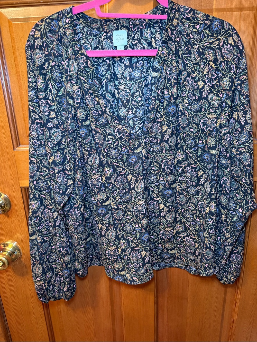 Evereve Black Floral Blouse that Skims away from the Body